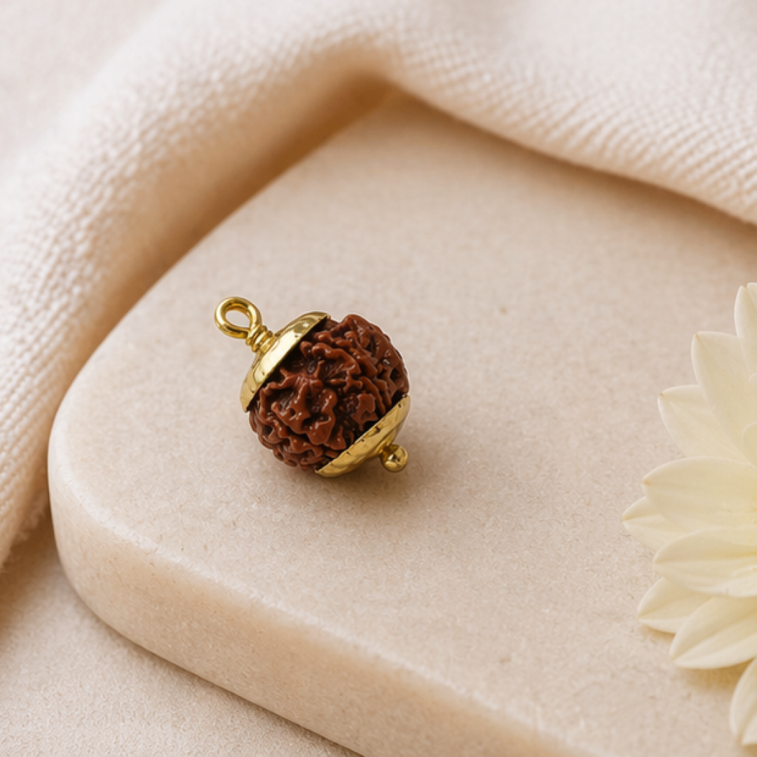 Original Ganesh Rudraksha Nepali – Rare Vighnaharta Bead for Obstacle Removal (Without Cap / Golden Cap / White Cap)